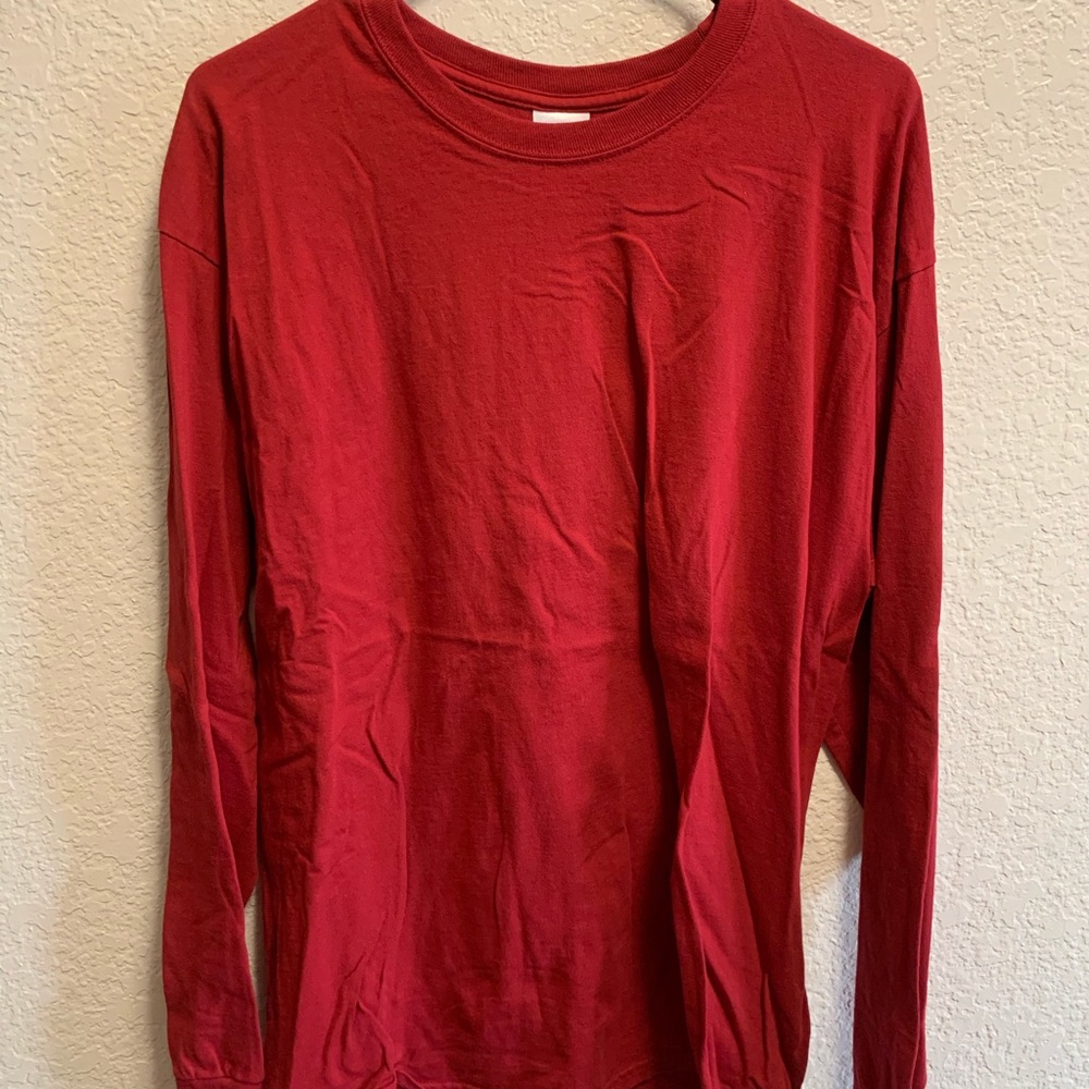 TWO Gildan long sleeved tees